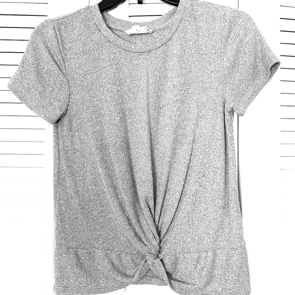 Cross tie t-shirt
